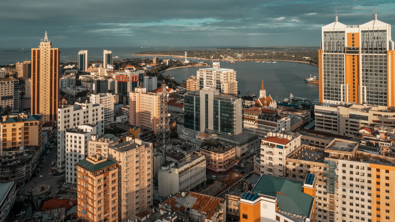 Large-scale flood hazard assessment